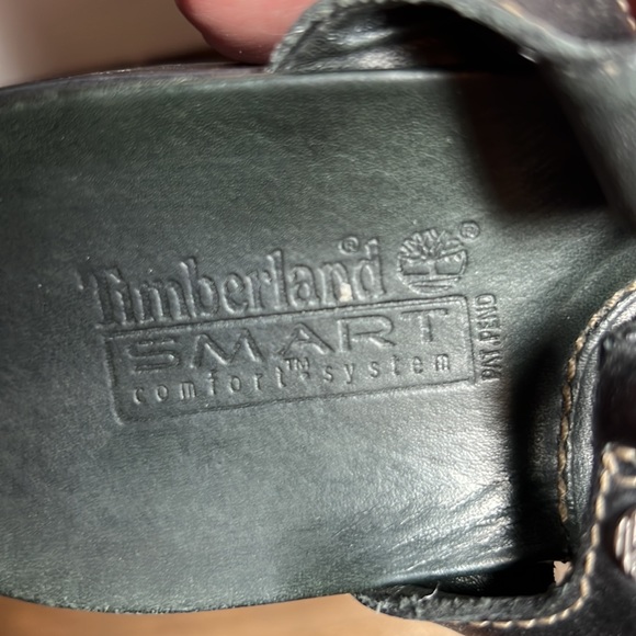 Timberland Sandals 7.5M - Picture 3 of 3